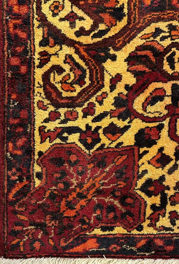 فرش بلوچ طرح لچک ترنجی مدل 74135 - Image 3