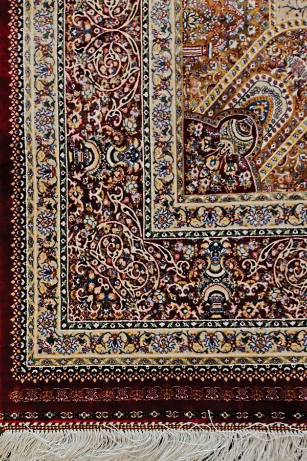 فرش تمام ابریشم ربات مدل لچک ترنجی - Image 2
