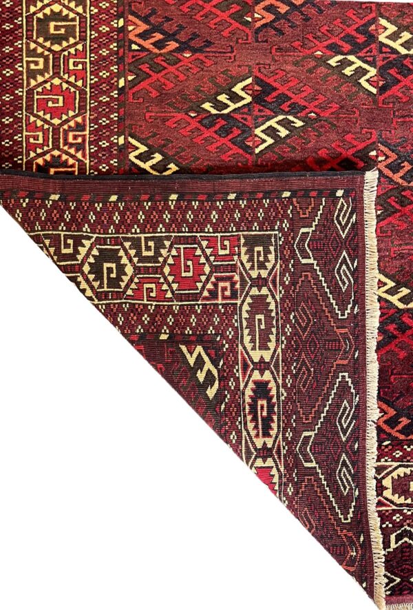 فرش دست بافت بلوچ نقشه هندسی کرک براق 40رج کد 2000127 - Image 4