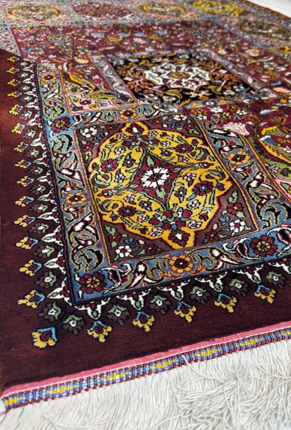 فرش دست بافت مستطیل قابی 70 رج تمام ابریشم - Image 2