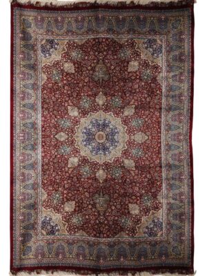 فرش ربات قم طرح شاه عباسی 70رج ابريشم و بنبوسيلک مدل کد 2000672