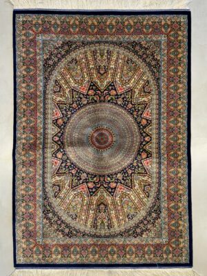 فرش ربات بافت مستطیل گنبدی اسلیمی 70 رج ابریشم و بنبوسیلک کد 2003363