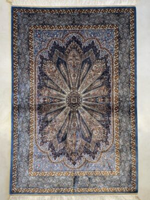 فرش ربات بافت مستطیل  نقشه غلط 70 رج ابریشم و بنبوسیلک کد 2003427