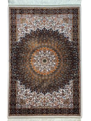 فرش ربات بافت مستطیل شکارگاه 70 رج ابریشم و بنبوسیلک کد 2003442