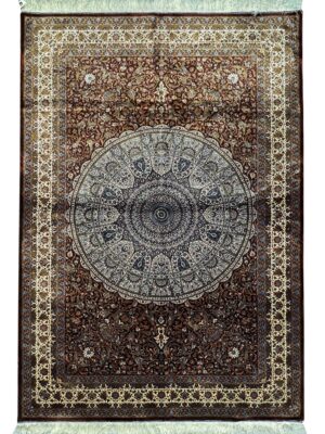 فرش ربات بافت مستطیل گنبدی و افشان 70 رج ابریشم و بنبوسیلک کد 2003469