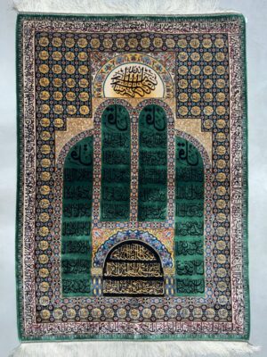 فرش ربات بافت مستطیل چهار قل چپه 70 رج ابریشم و بنبوسیلک کد 2003497