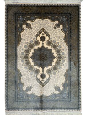 فرش تمام ابریشم ربات بافت 2 نخ نقشه پتینه 70 رج کد 2003517