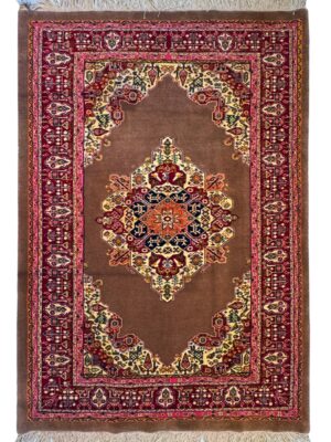 فرش دست بافت قشقایی مستطیل کف ساده 40 رج پشم دست ریس کد 2003615