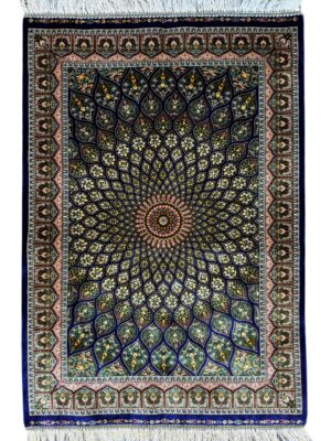 فرش ربات بافت مستطیل گنبد شهسوارپور 70 رج ابریشم و بنبوسیلک کد 2003780