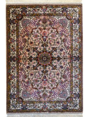 فرش ربات بافت مستطیل لچک ترنچی پیچک 70 رج ابریشم و بنبوسیلک کد 2003880