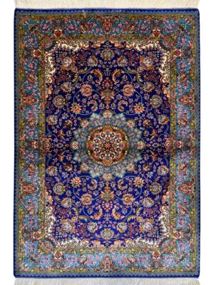 فرش ربات بافت مستطیل لچک ترنچی پیچک 70 رج ابریشم و بنبوسیلک کد 2003884