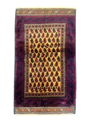 فرش دست بافت پشم خان محمدی 1.5 متری هندسی 40 رج کرم / بژ 90*130 مستطیل کیلو1