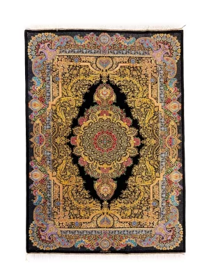 فرش دست بافت تمام ابریشم قم 3 متری گلریز سعیدی 70 رج مشکی 150*200 مستطیل 10 کیلو