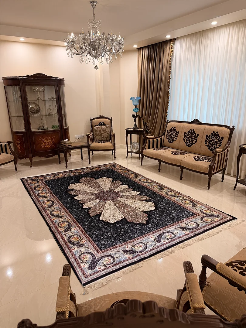 فرش ربات بافت ابریشم و بنبوسیلک قم 3 متری لچک ترنچی میزرایی 70 رج مشکی 150*225 مستطیل 8 کیلو - Image 3