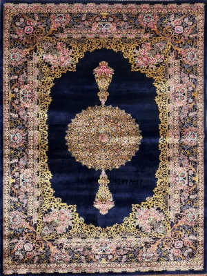 فرش ربات بافت ابریشم و بنبوسیلک قم 1.5 متری لچک ترنچی کف ساده 70 رج آبی / سرمه ایی 100*150 مستطیل 6 کیلو