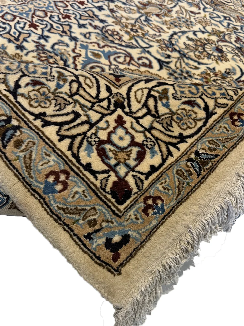 فرش دست بافت 6 متری اصفهان 200*300 مستطیل نایین 30 رج پشم و ابریشم کرم 40 کیلوگرم کلاسیک - Image 3